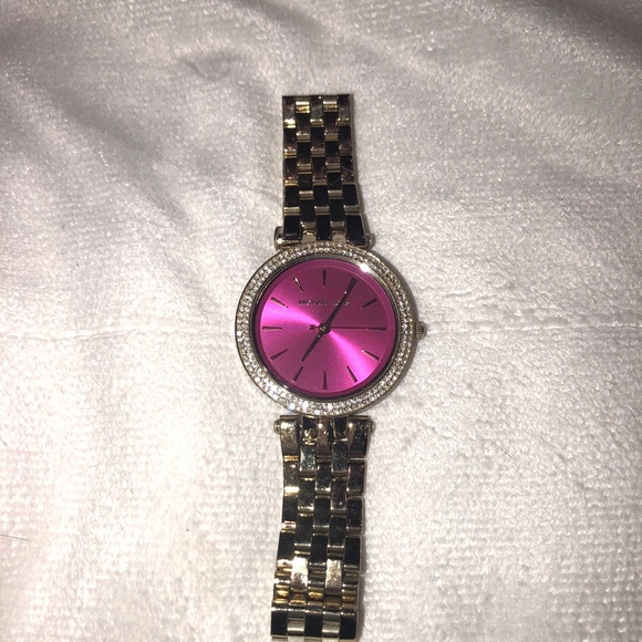 Michael Kors Watch - Picture 1 of 2